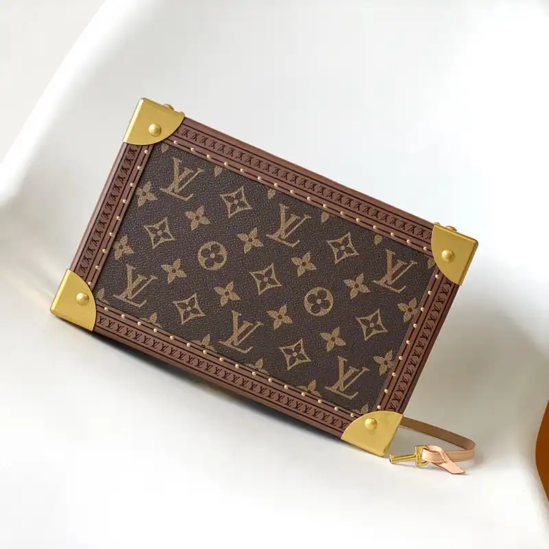 LV Bags 2406YA0132