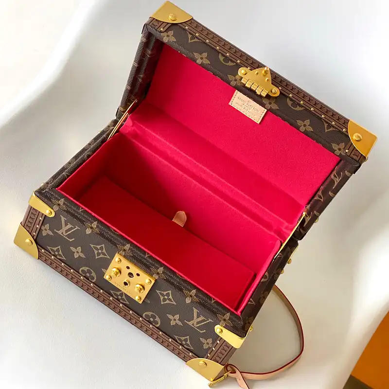 LV Bags 2406YA0132