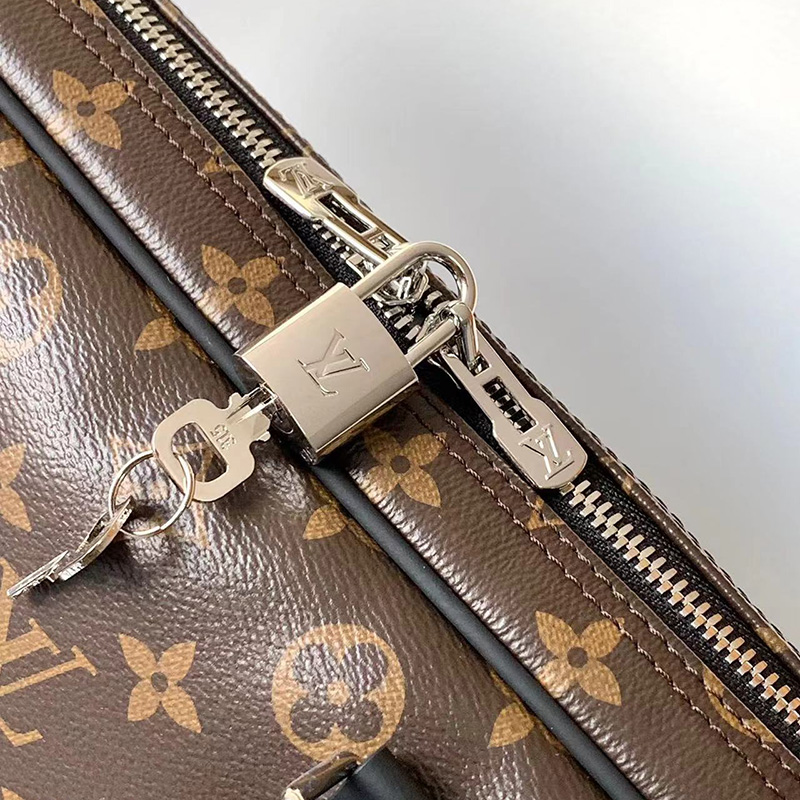 FASH LOUIS VUITTON Bag 2407HT0023