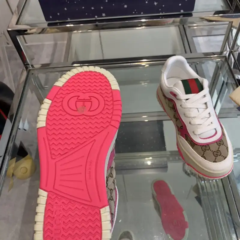 Cheap Gucci Shoes 2407SH0010