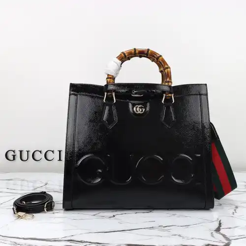 Prada Bags 2407YZ0003