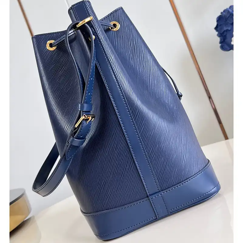 Fashionrepsfam ru LV Bags 2407YZ0170