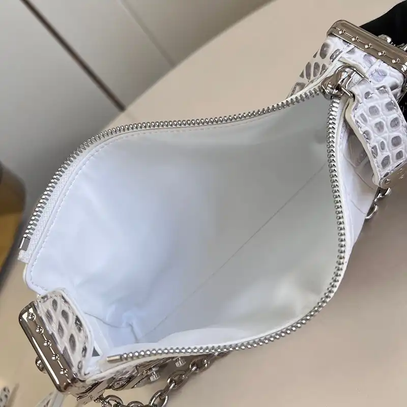 Cheap Gucci Bags 2407YA0179