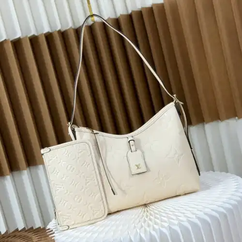 Fashionrepsfam ru LV Bags 2407YZ0228