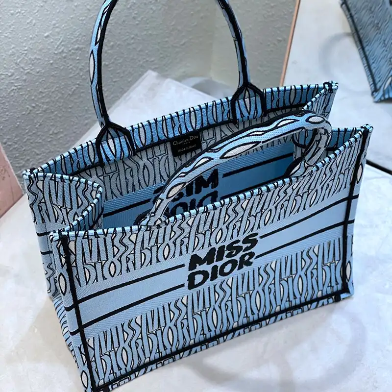 Dio Bags 2408YA0009