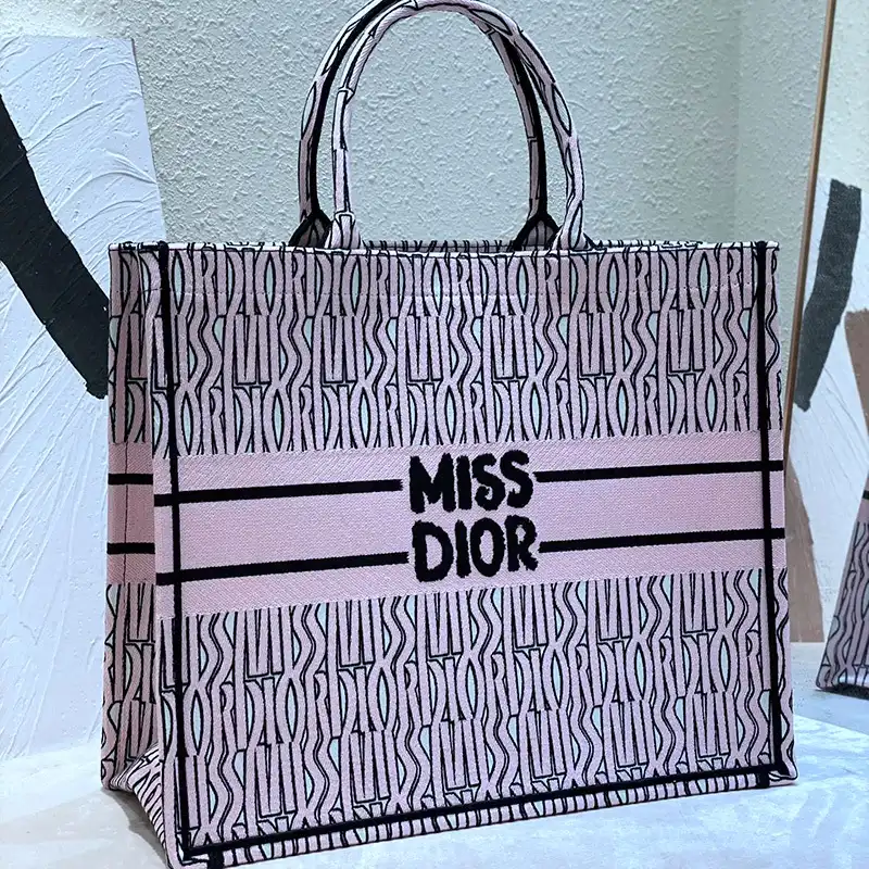 Dio Bags 2408YA0015