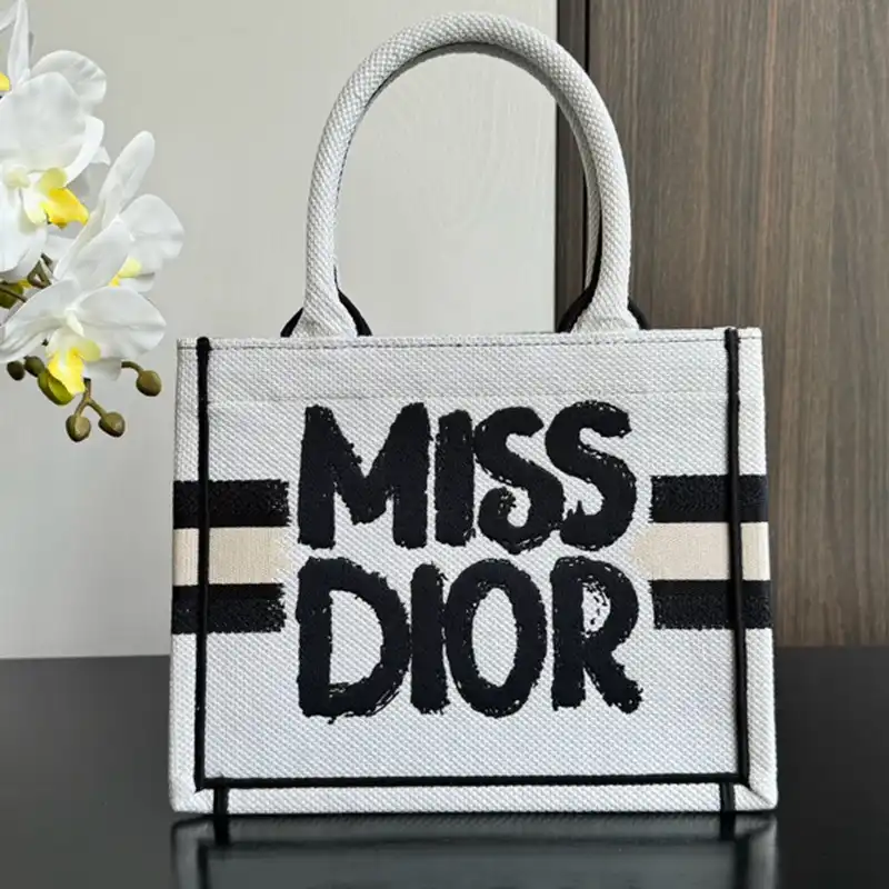 Fashionrep Dio Bags 2408YA0016