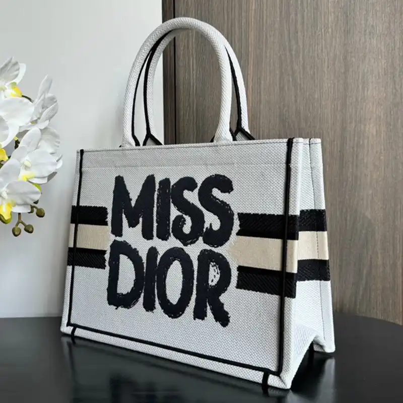 Fashionrep Dio Bags 2408YA0017