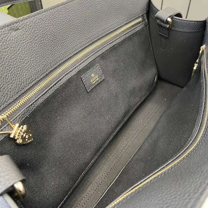 Gucci Bags 2408YA0030