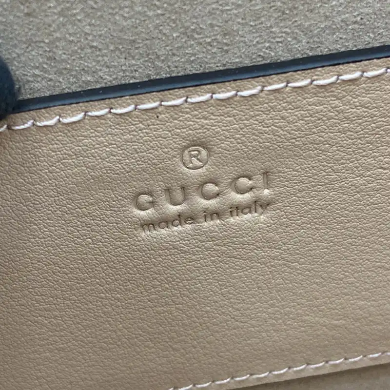 Cheap Gucci Bags 2408YA0044