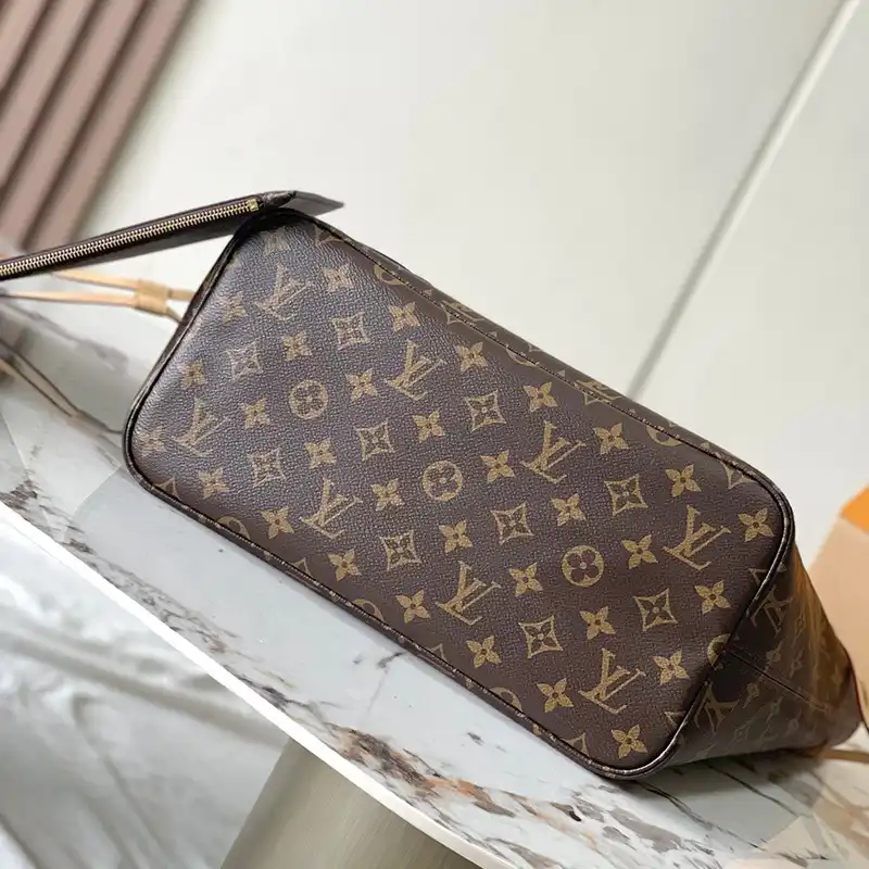 Fashionrepsfam ru LV Bags 2408YA0196