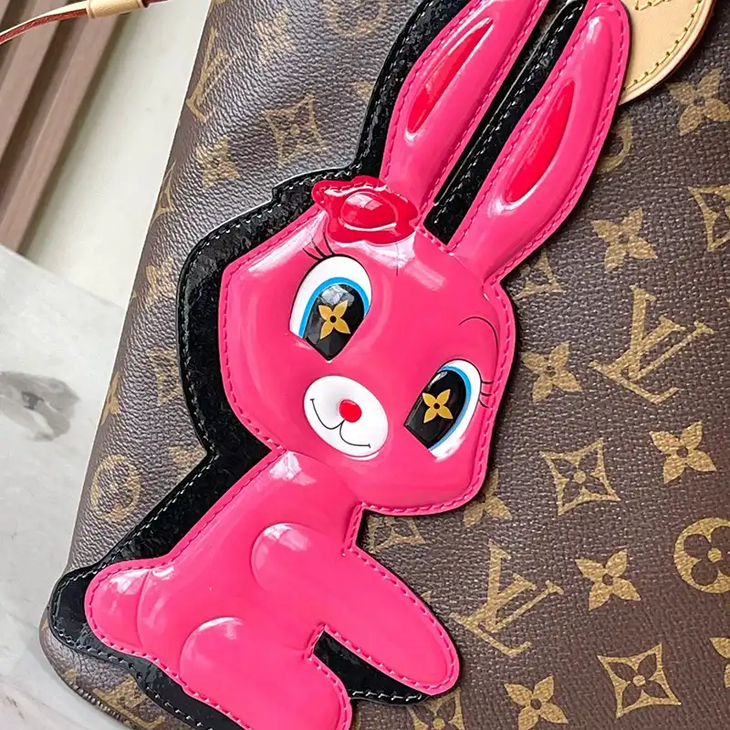 Fashionrepsfam ru LV Bags 2408YA0196