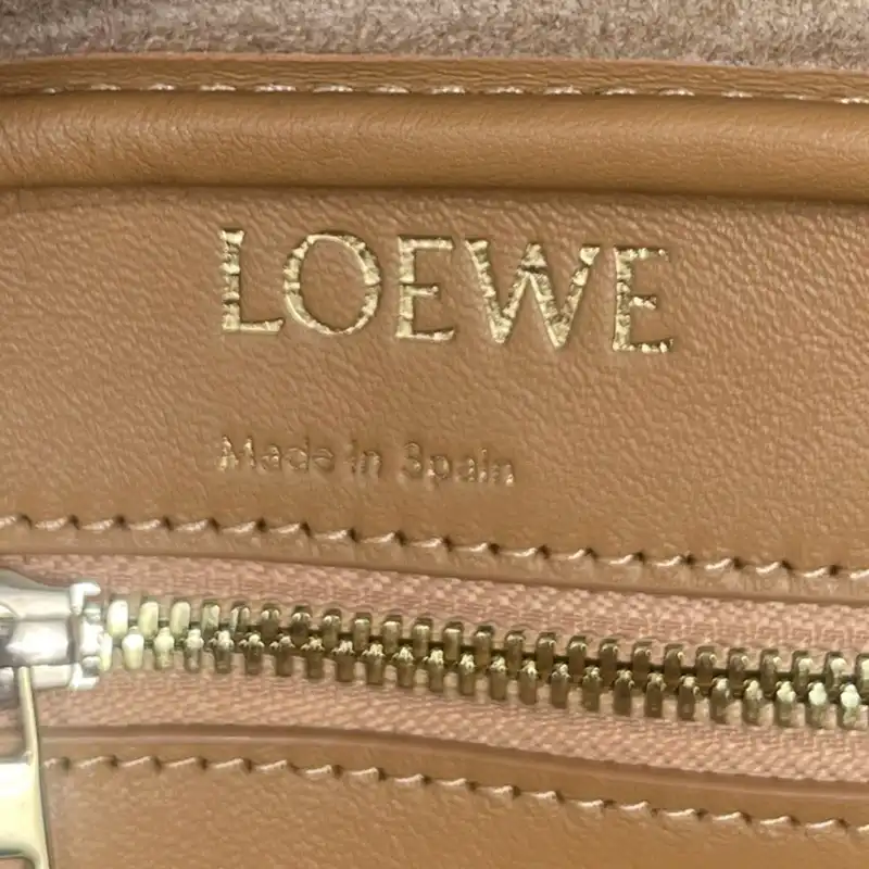 Loewe Bags 2408YA0225