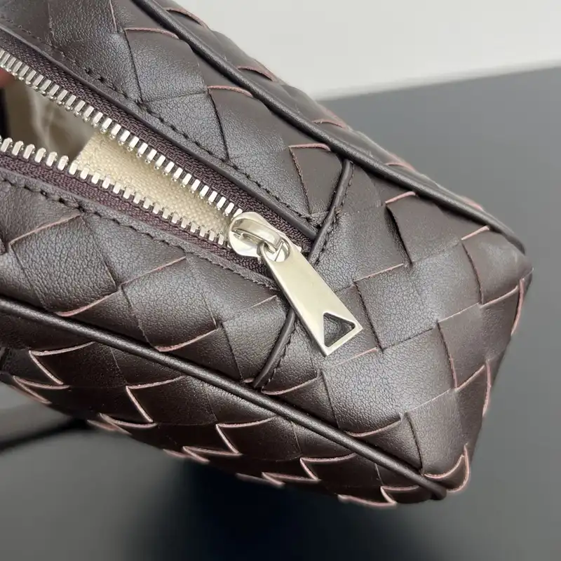 Bottega Veneta Bags 2409SF0020