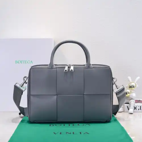 Bottega Veneta Bags 2409SF0055