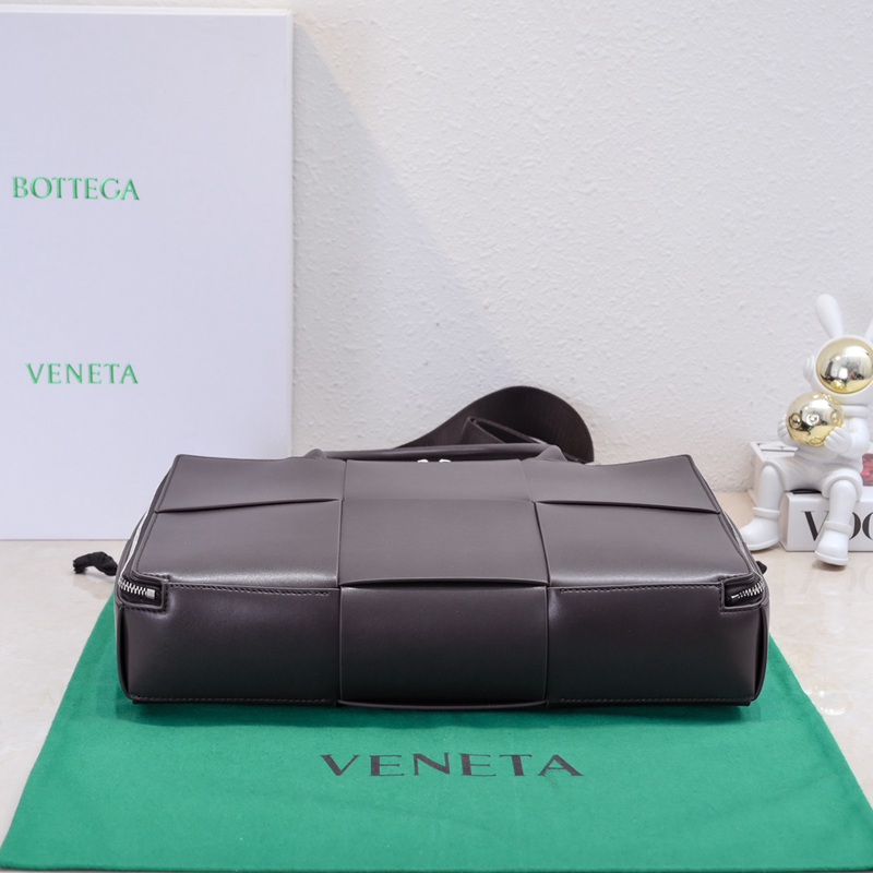 FASH Bottega Veneta Bags 2409SF0056