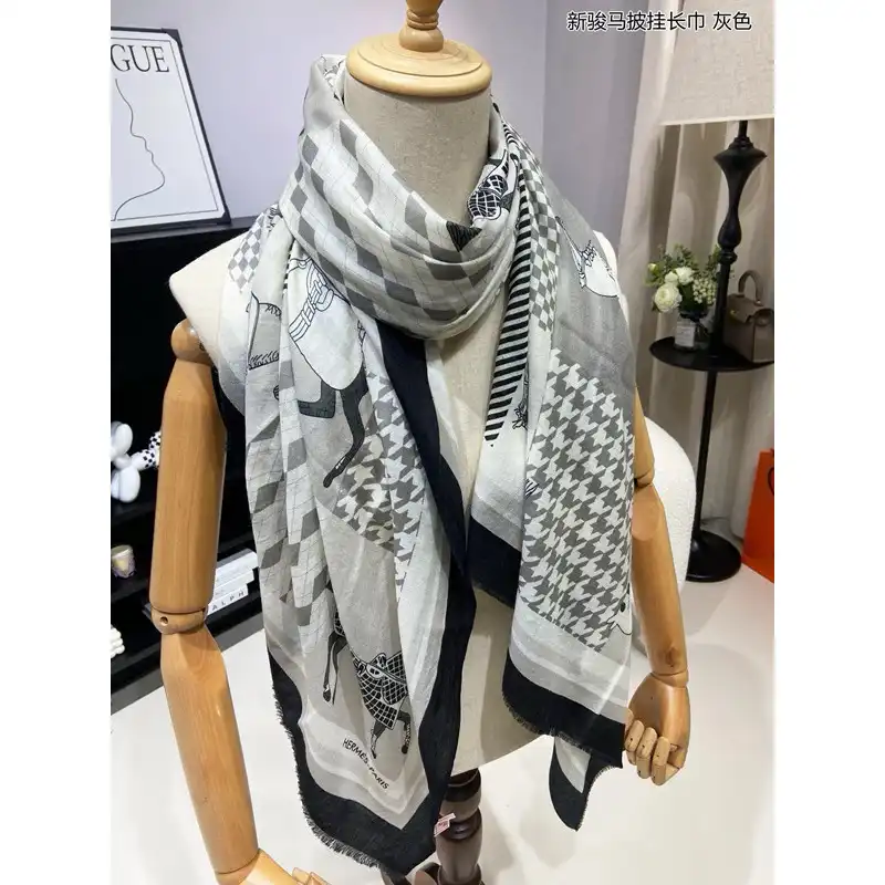 Brother Sam Yupoo SCARVES scarves 2409SC0065