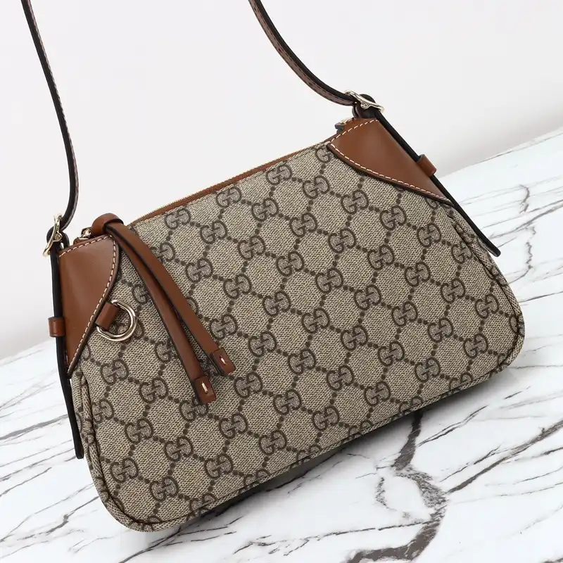 Cheap Gucci Bags 2409YA0026