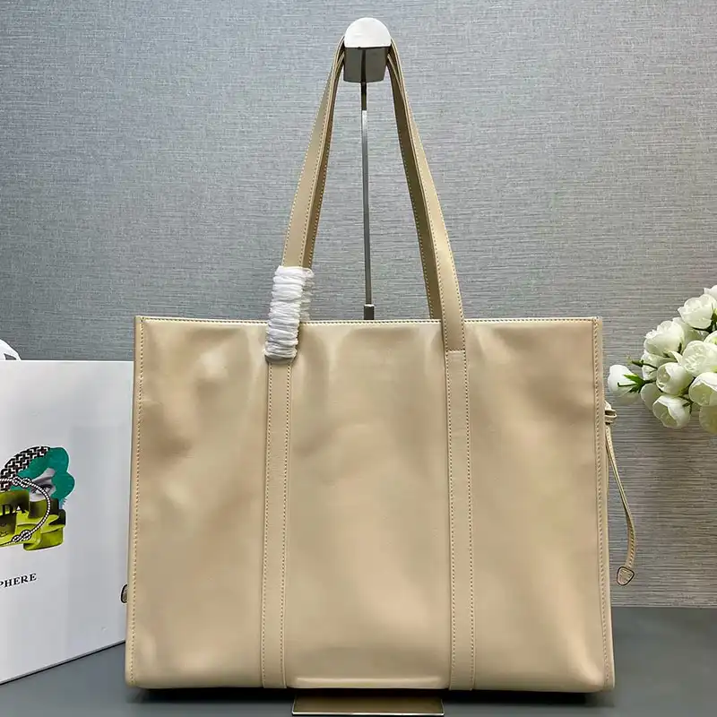 Prada Bags 2409YA0128