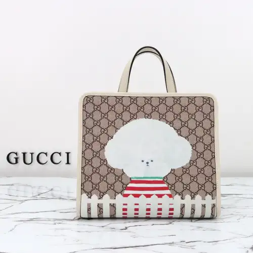 Gucci Bags 2409YA0135