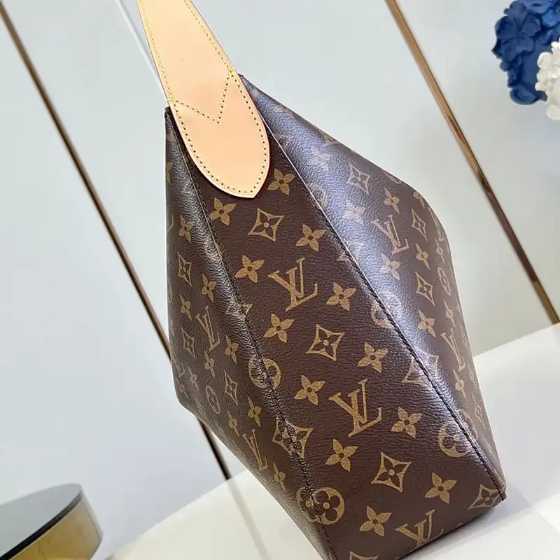 LV Bags 2409YA0153