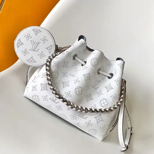 LV Bags 2409YA0196