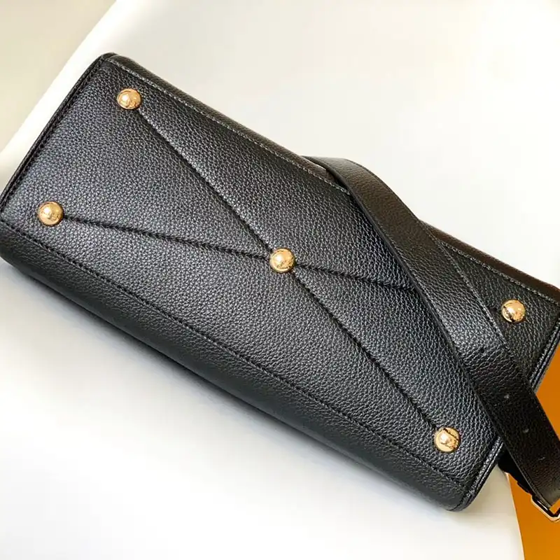 LV Bags 2409YA0201