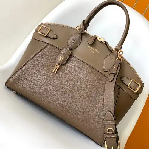 LV Bags 2409YA0202