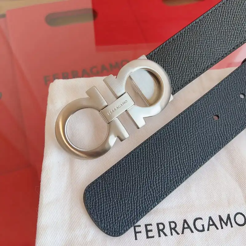 FASH SaLOUIS VUITTONatore Ferragamo Belts 2410XF0021