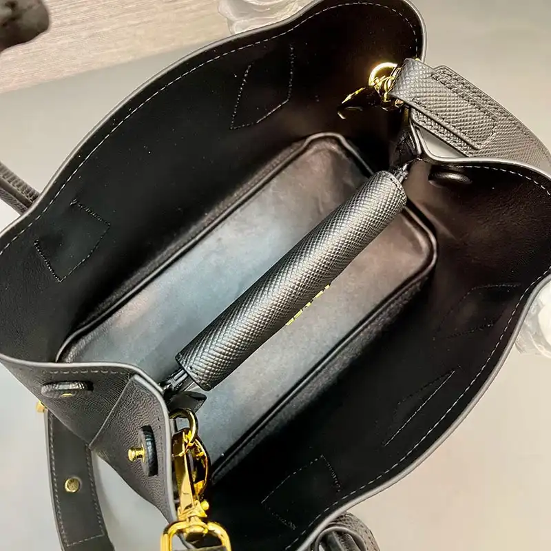 Prada Bags 2410YA0005