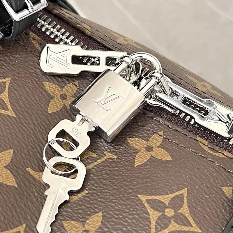 FASH LOUIS VUITTON Bags 2410YA0024