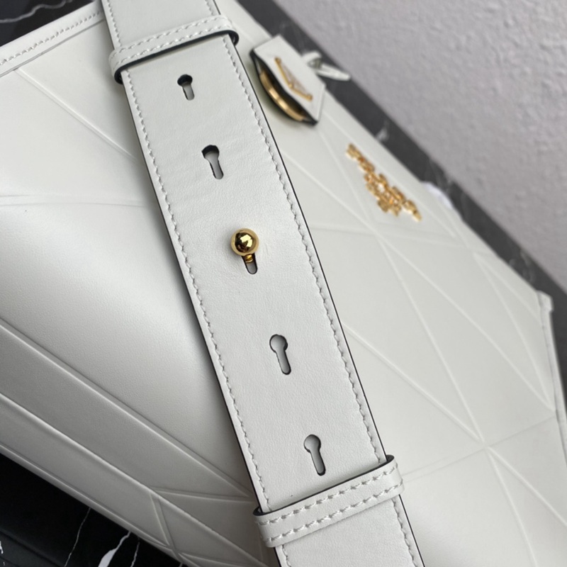 FASH Prada Bags 2410YA0107