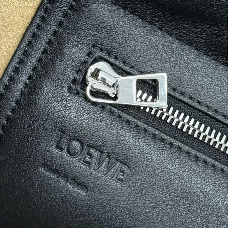 Loewe Bags 2410YA0151