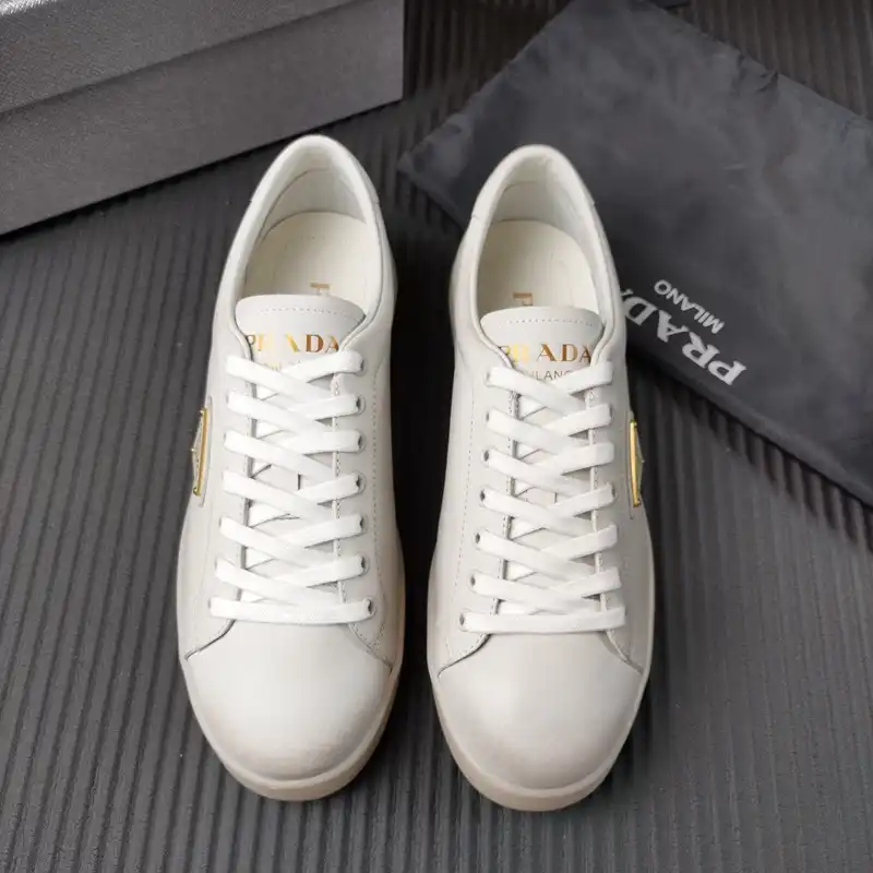 Prada Shoes 2410SH0077