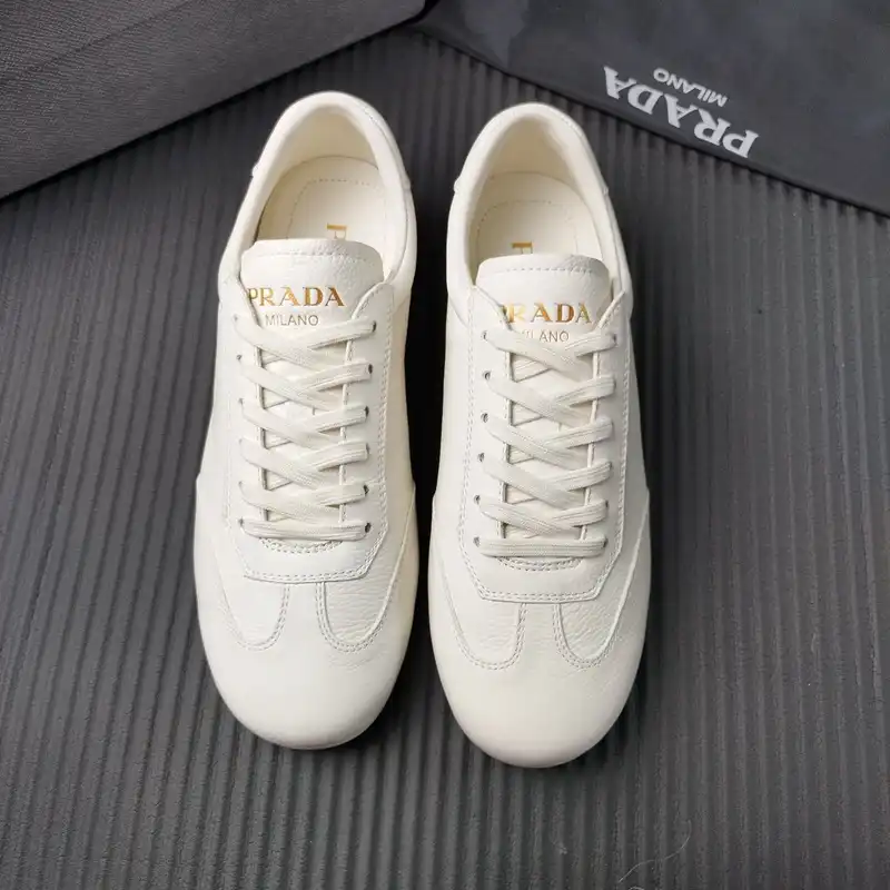 Prada Shoes 2410SH0112