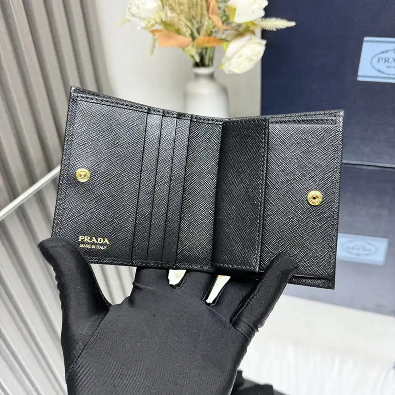 Prada Bags 2411YA0001