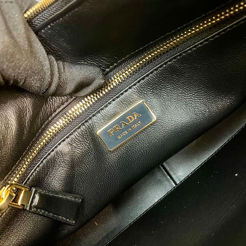 FASH Prada Bags 2411YA0020