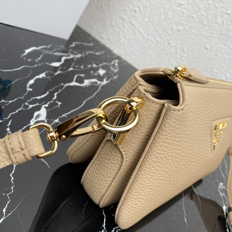 FASH Prada Bags 2411YA0114