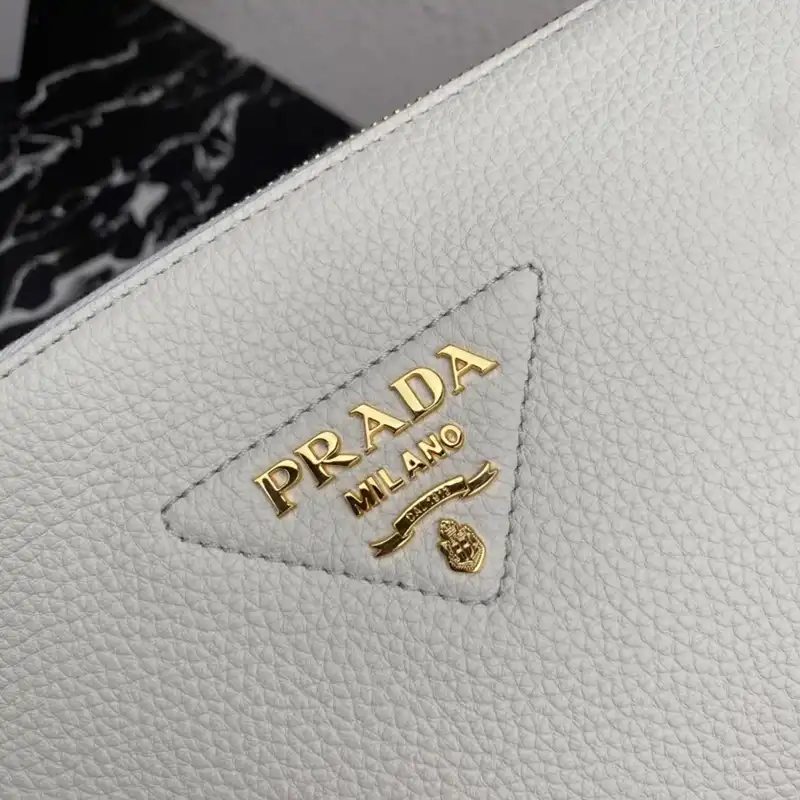 Prada Bags 2411YA0115