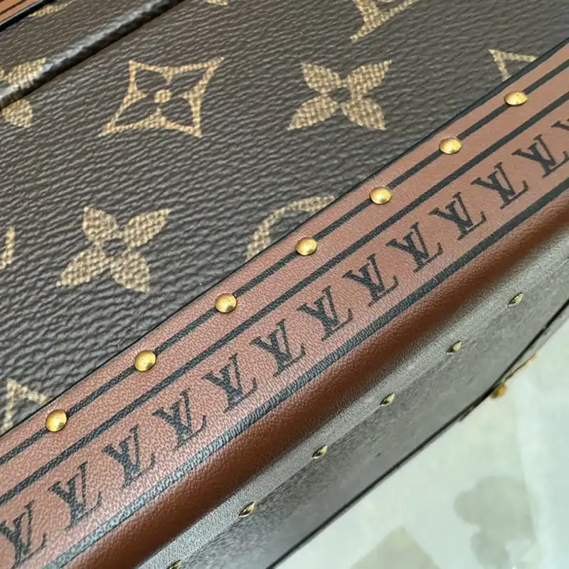 LV Bags 2411YA0169