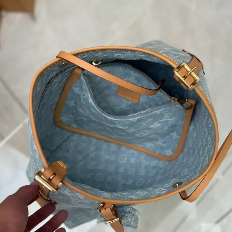 LV Bags 2411YA0176