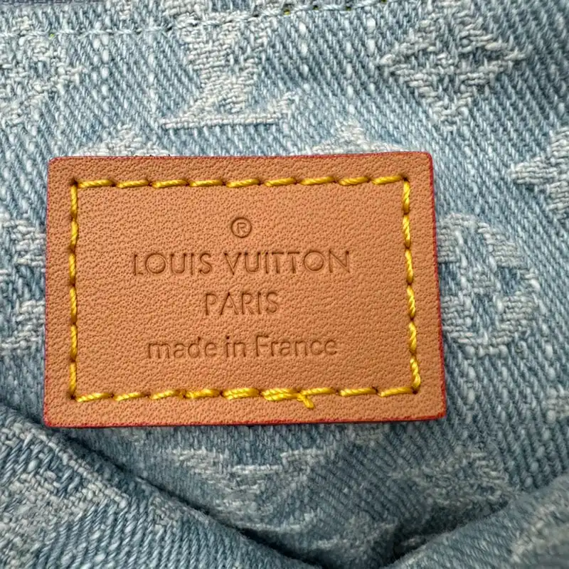 LV Bags 2411YA0176