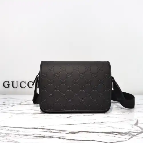 Gucci Bags 2411YA0201