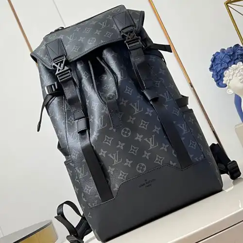 LV Bags 2411YA0206