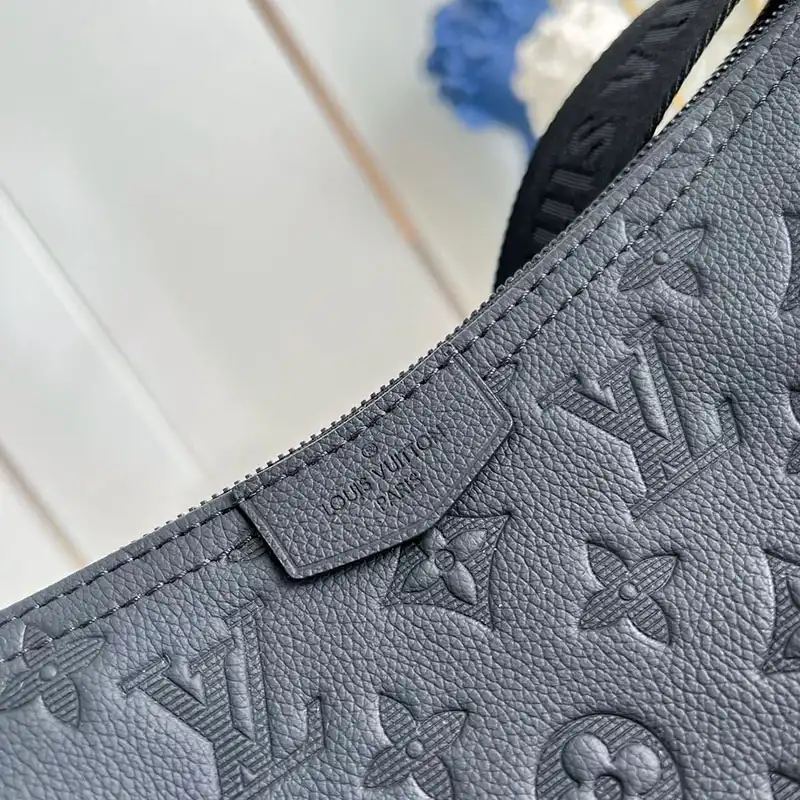 LV Bags 2411YA0208