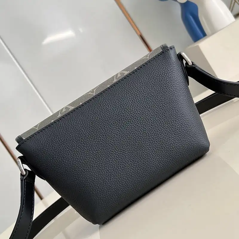 LV Bags 2411YA0209