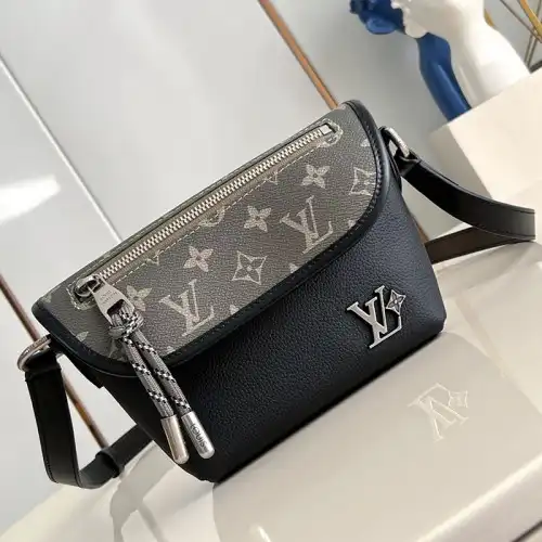 LV Bags 2411YA0209