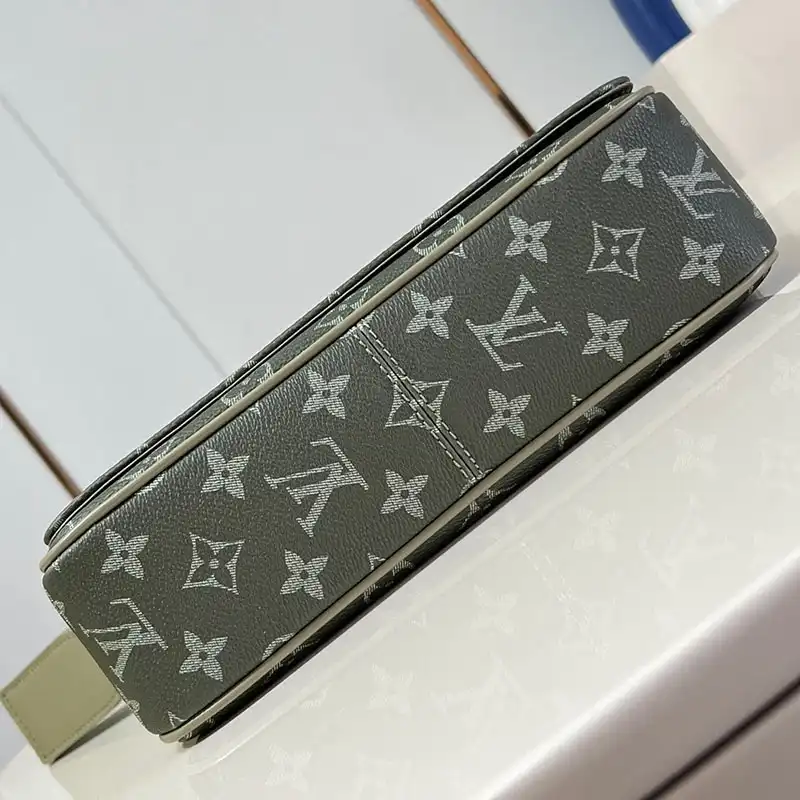 LV Bags 2411YA0214