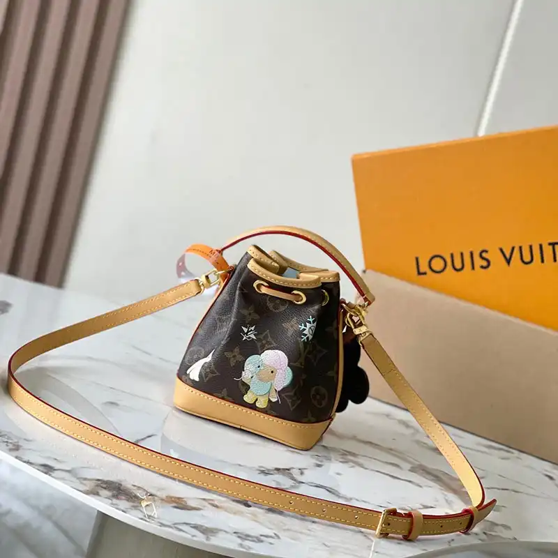 LV Bags 2411YA0260