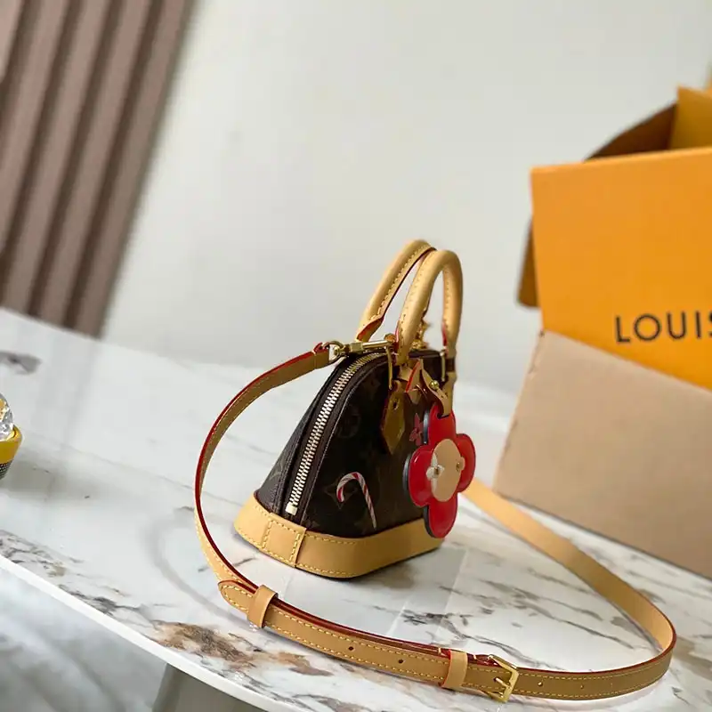 LV Bags 2411YA0261